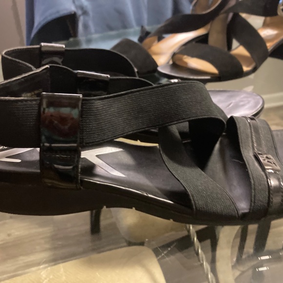 Sandals - Picture 3 of 5